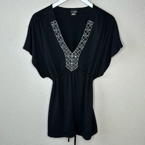 daytrip Embellished V Neck‎ Short Sleeve Top Size Large